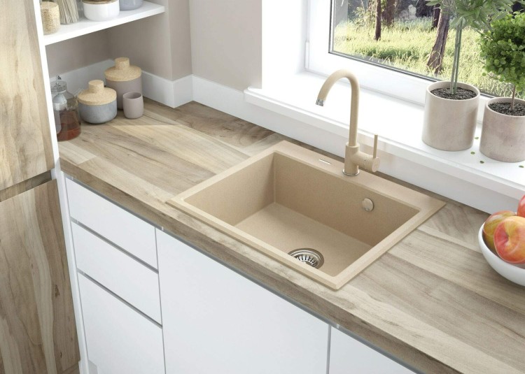 8f27b33d0abfd69542cf9d7e54c4cb5e