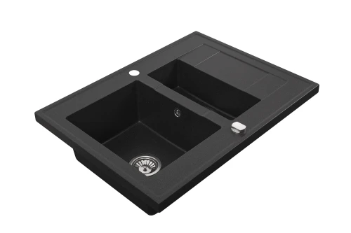 zlewozmywak-kuchenny-granitowy-poltorakomorowy-z-ociekaczem-nakladany-grande-15-czarny-metalik-80-x-60-cm (1).webp