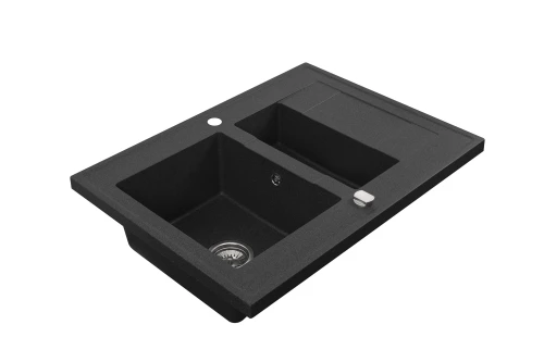 zlewozmywak-kuchenny-granitowy-poltorakomorowy-z-ociekaczem-nakladany-grande-15-czarny-nakrapiany-80-x-60-cm (1).webp