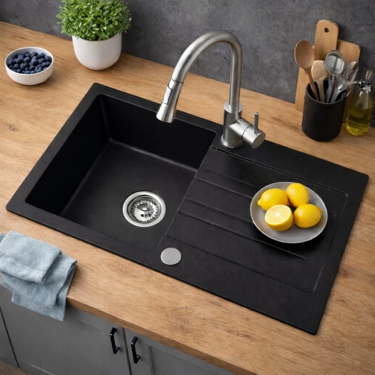 Pino 160 czarny z Edera stal.jpg